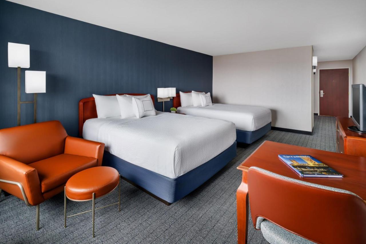 Courtyard By Marriott Sacramento Folsom Hotell Eksteriør bilde